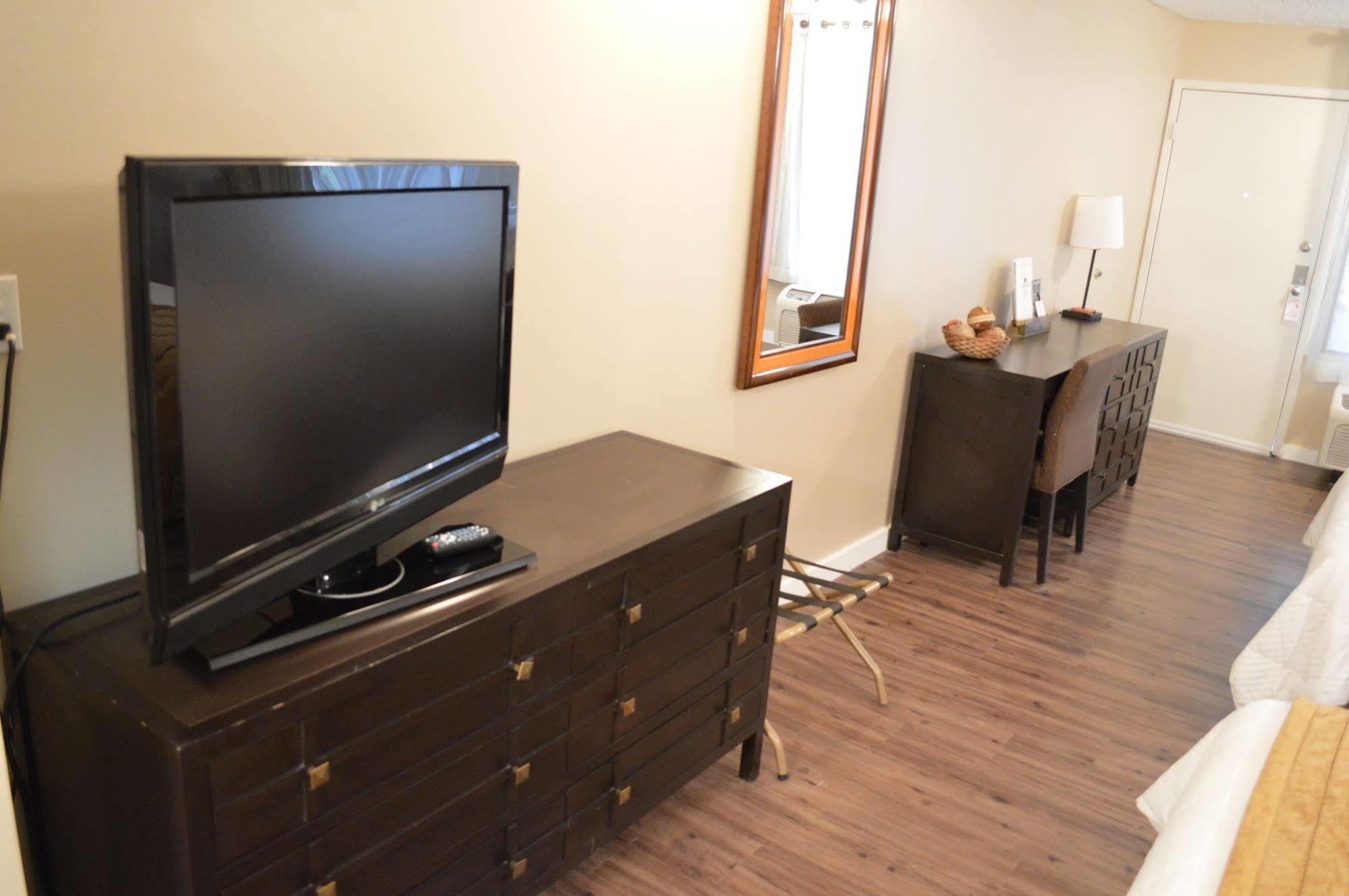 Laramie Valley Inn Ngoại thất bức ảnh